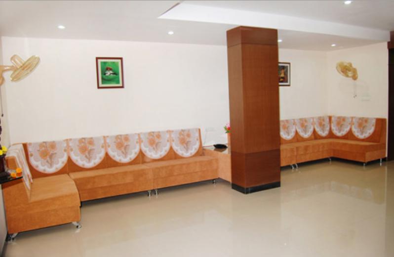 מלון Kākināda Balaji Grand מראה חיצוני תמונה