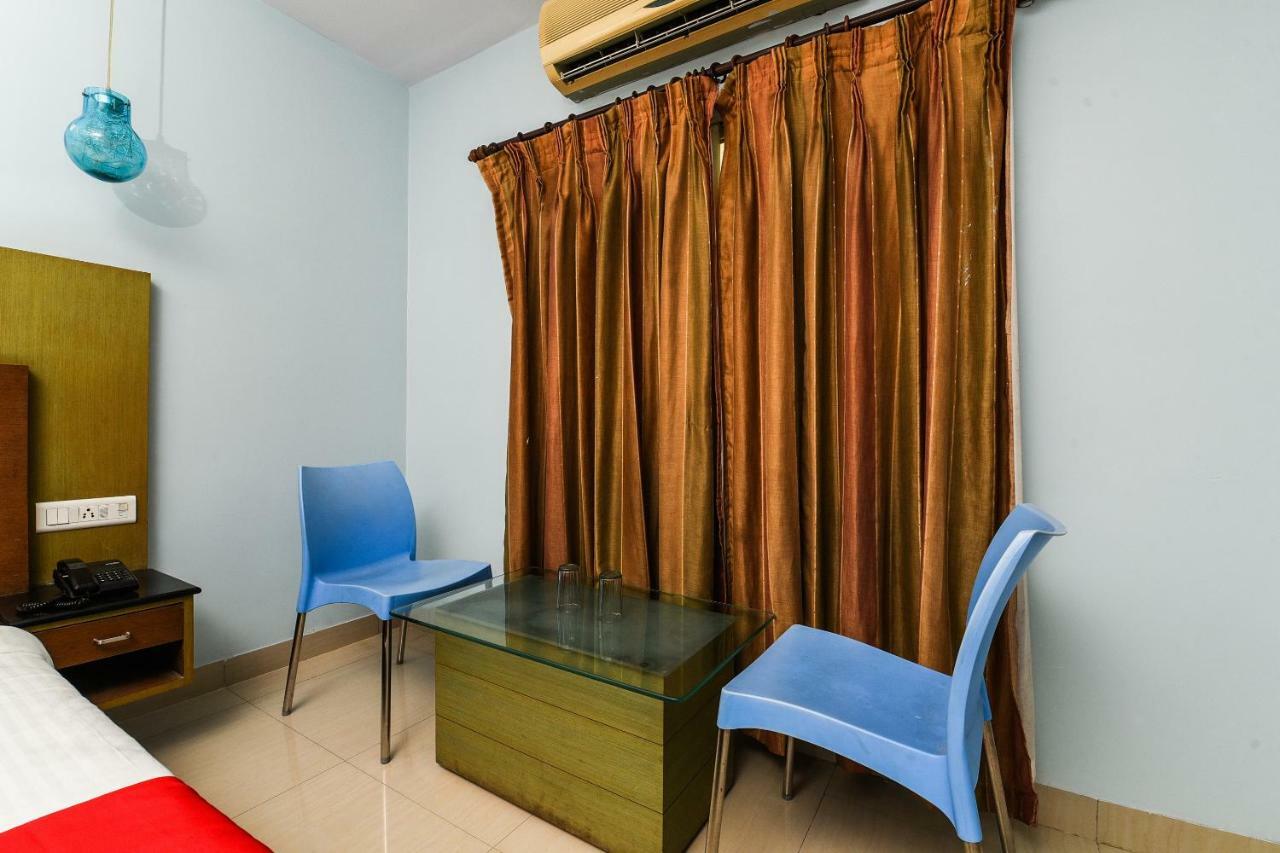 מלון Kākināda Balaji Grand מראה חיצוני תמונה