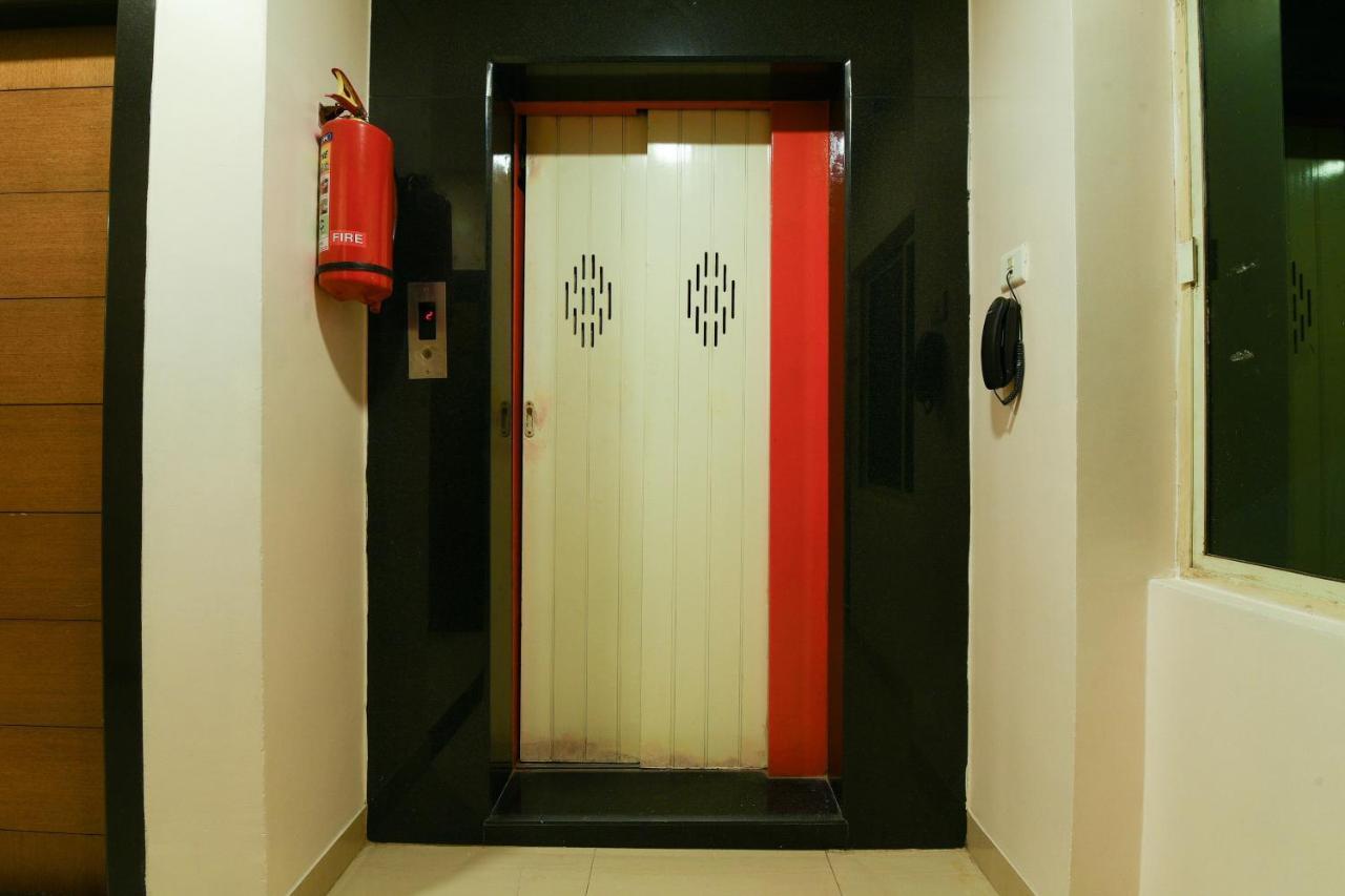 מלון Kākināda Balaji Grand מראה חיצוני תמונה
